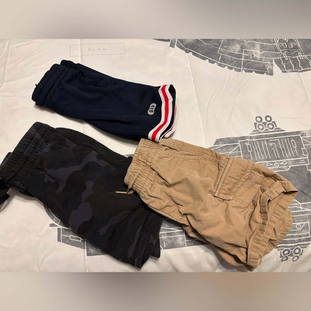 Boys Shorts Bundle - Size 3-5 - Picture 3 of 6